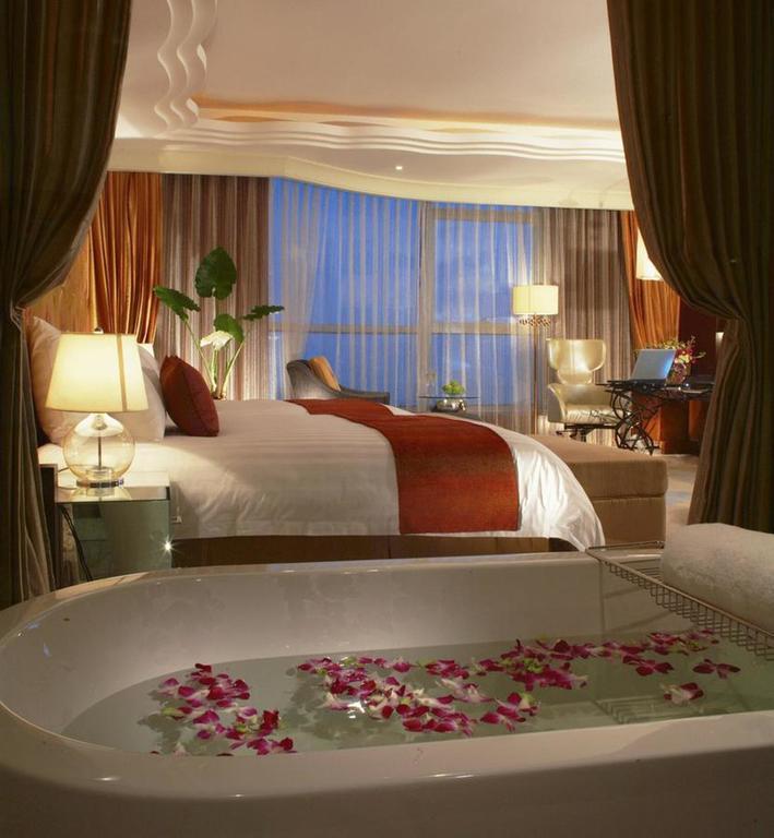 New Century Grand Hotel Ningbo Extérieur photo